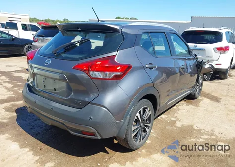 2020 Nissan Kicks Sr Xtronic Cvt from USA, damaged, VIN 3N1CP5DVXLL543569
